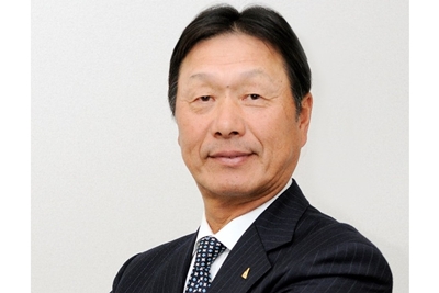 尾花 髙夫 氏