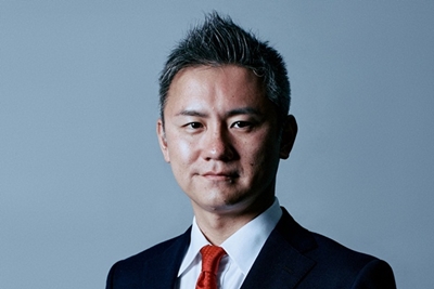 秋元 祥治 氏 