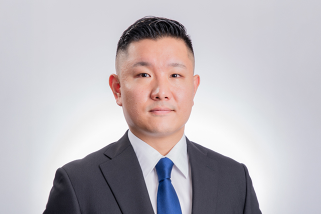 国分 健志 氏