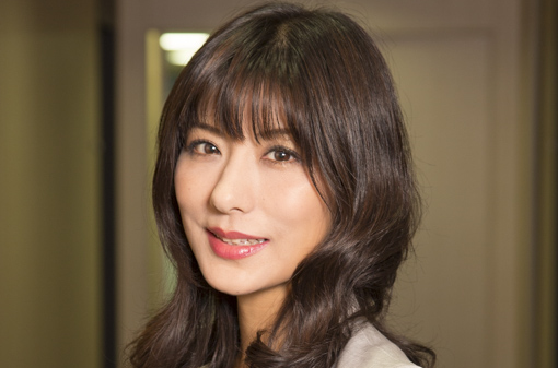 小室 淑惠 氏